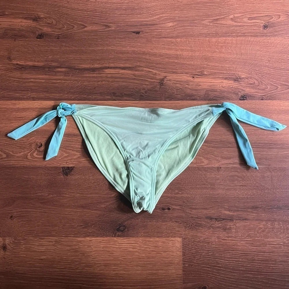 FREE Bikini Bottoms - Picture 2 of 12